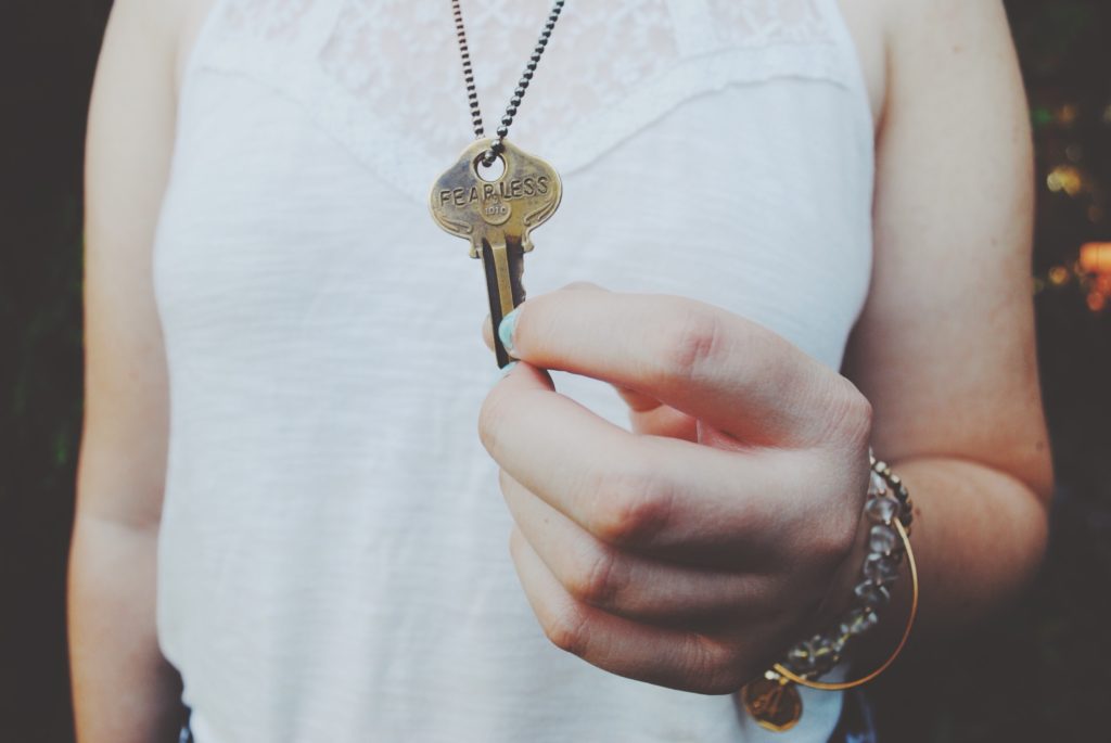 Mighty Well - Featured Image - Spoonie Story - Chronic Illness - Stronger Confident
